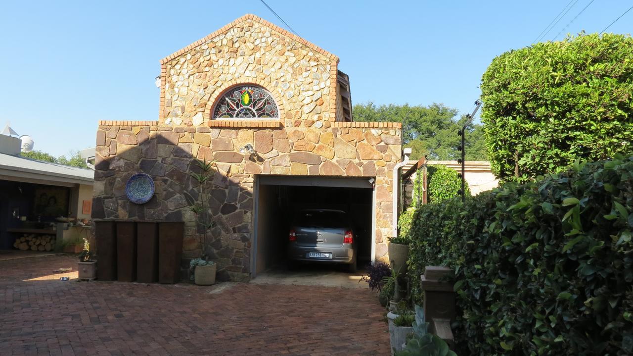The Sculpture Yard 1 Apartamento Pretoria-Noord Exterior foto