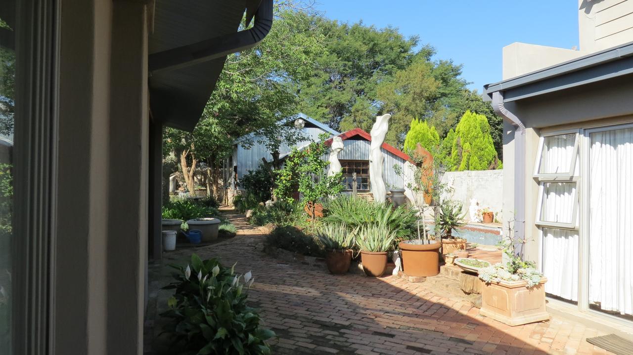 The Sculpture Yard 1 Apartamento Pretoria-Noord Exterior foto